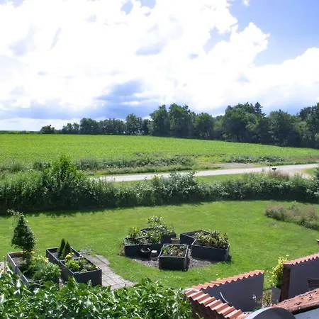Dejligt Og Stort Hus * Roslev