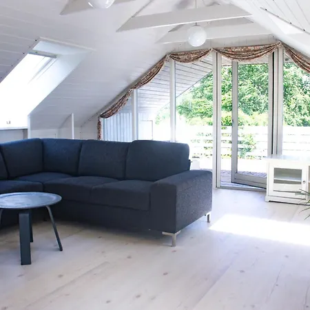 Dejligt Og Stort Hus Roslev