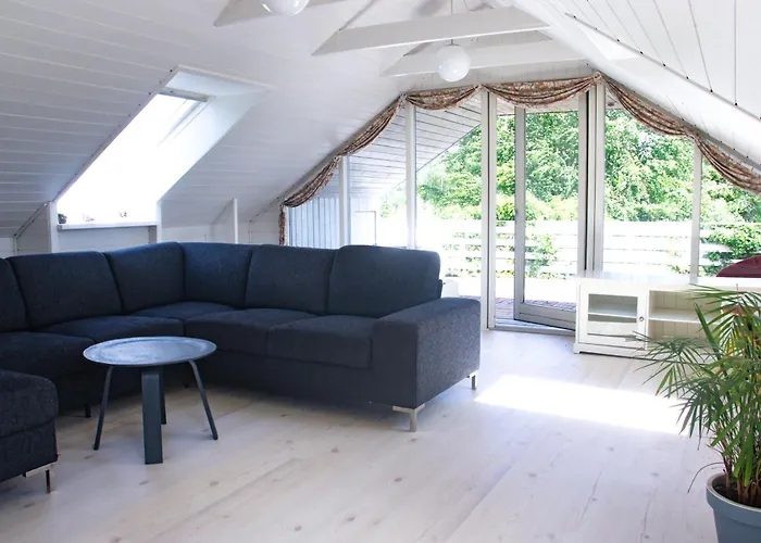 Dejligt Og Stort Hus Med Og Sauna Roslev